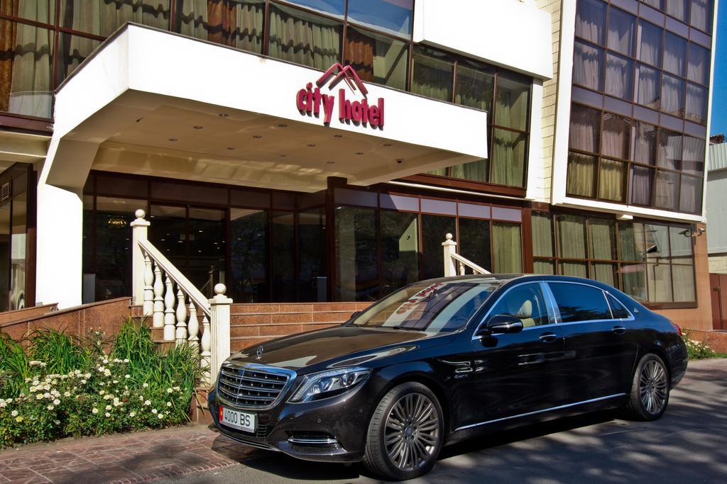 City Hotel Bișkek Exterior foto